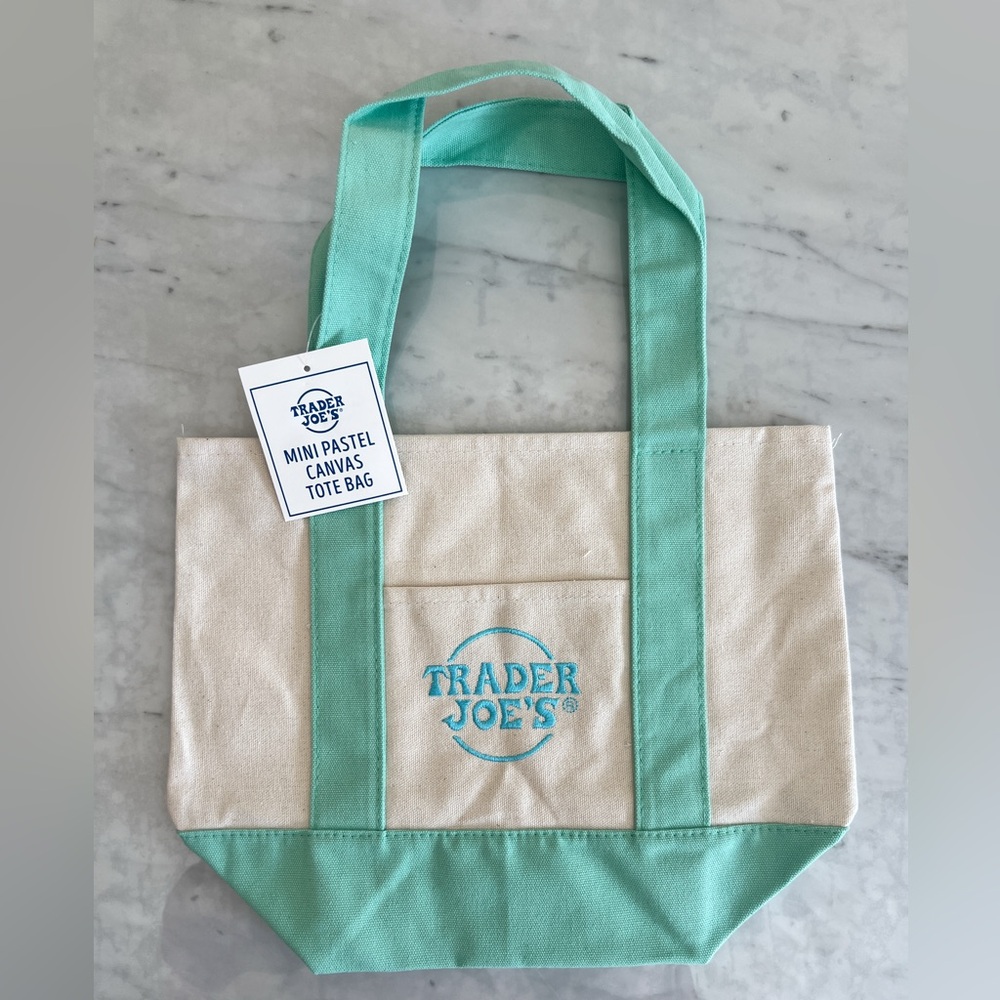 Trader Joe’s Mini Pastel Canvas Tote Bag Green Spring 2026!